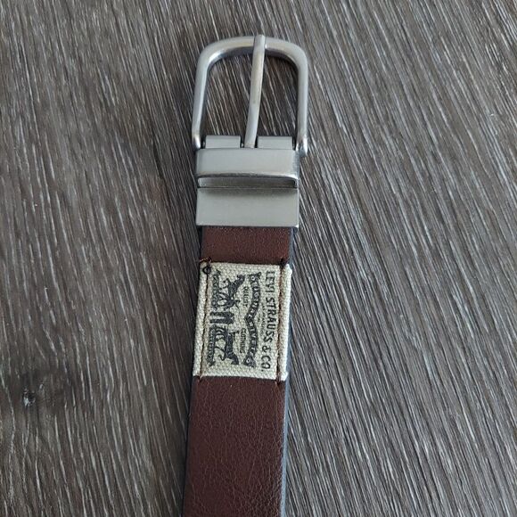 Levi's Reversible Black & Brown Belt Small 22-24 - Picture 4 of 10